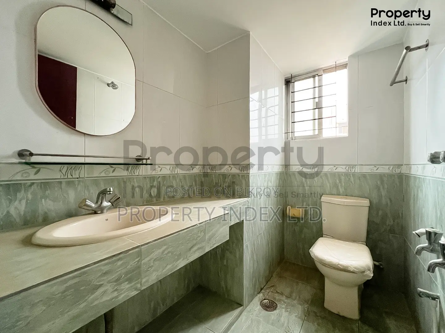 2518 Sqft Apartment for Sale in Sector 10 in Uttara