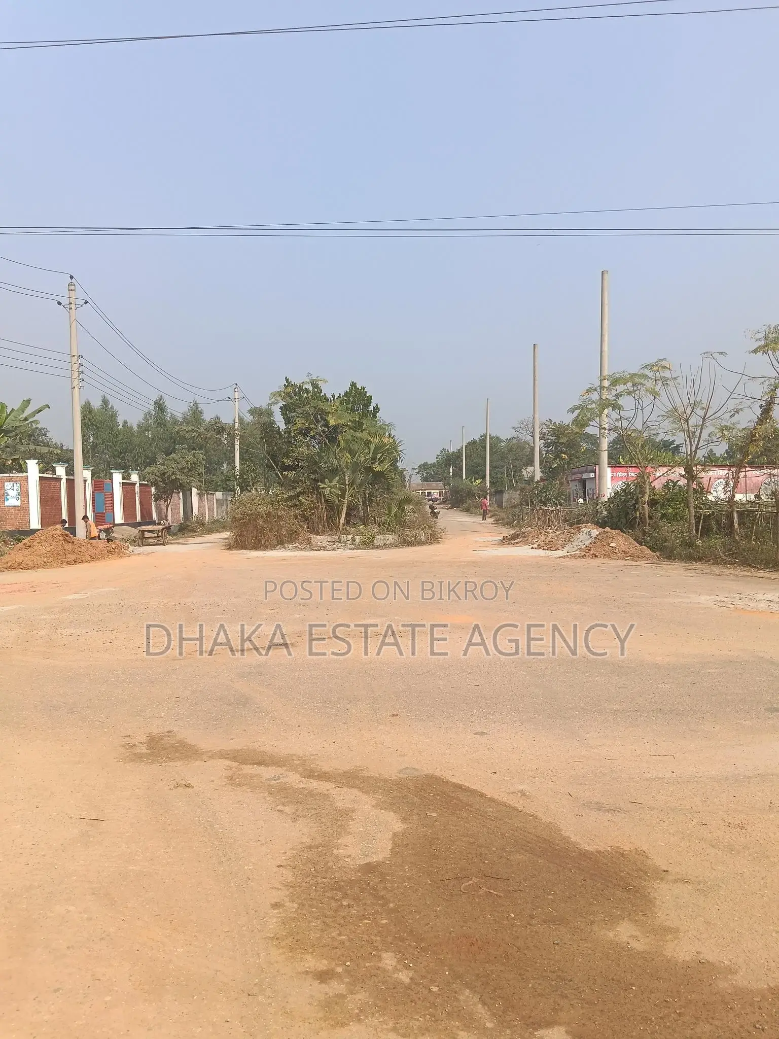 75" Feet Road 3 Katha Sector-14 in Purbachal