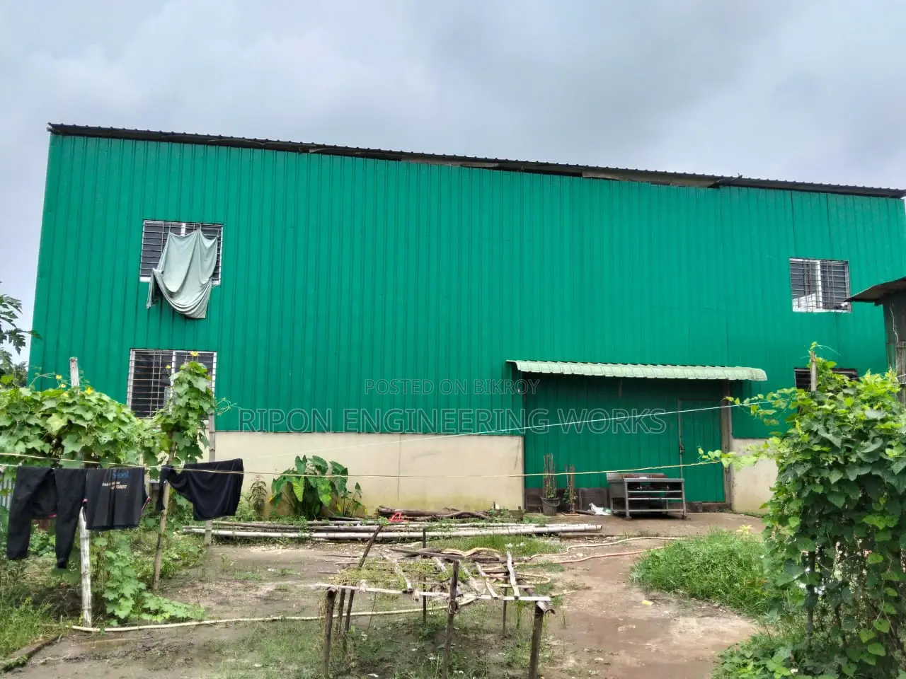 Rent a 5,000 sqft Warehouse/Factory with 25ft Height Near a 100ft Road! in Mohammadpur