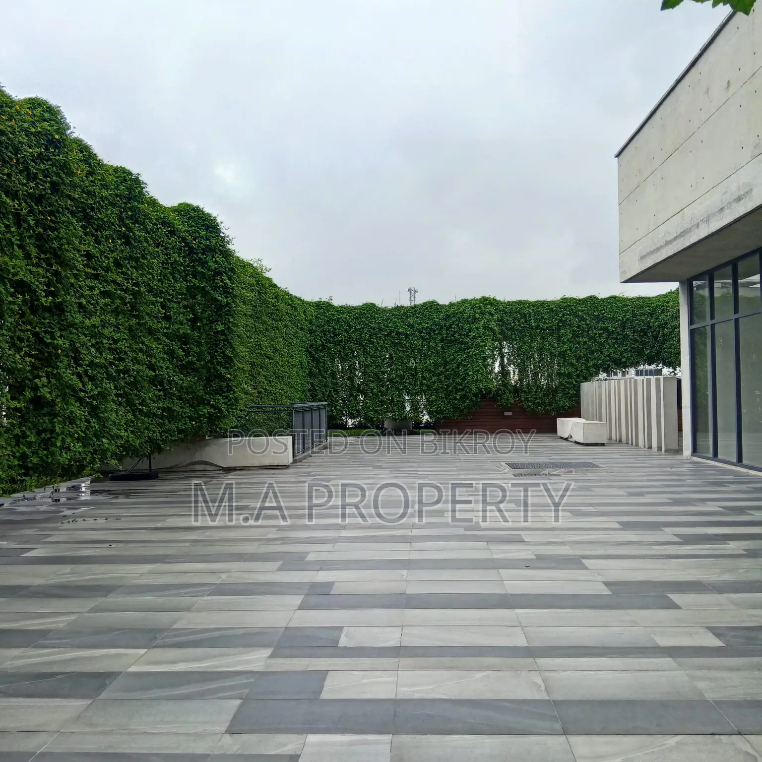 Fully Furnished 4-Bedroom Apartment (3000 sqft) in Gulshan