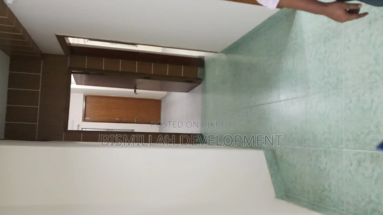 1740 sq ft Ready Used Flat for Sale, A-Block, Near Evercare, Bashundhara R/A in Basundhara
