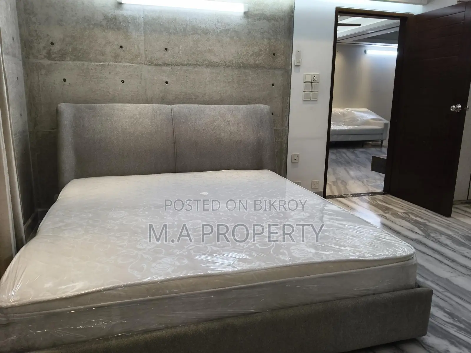 Rent Gulshan North Fully furnish Apartment 3-Bed in Gulshan