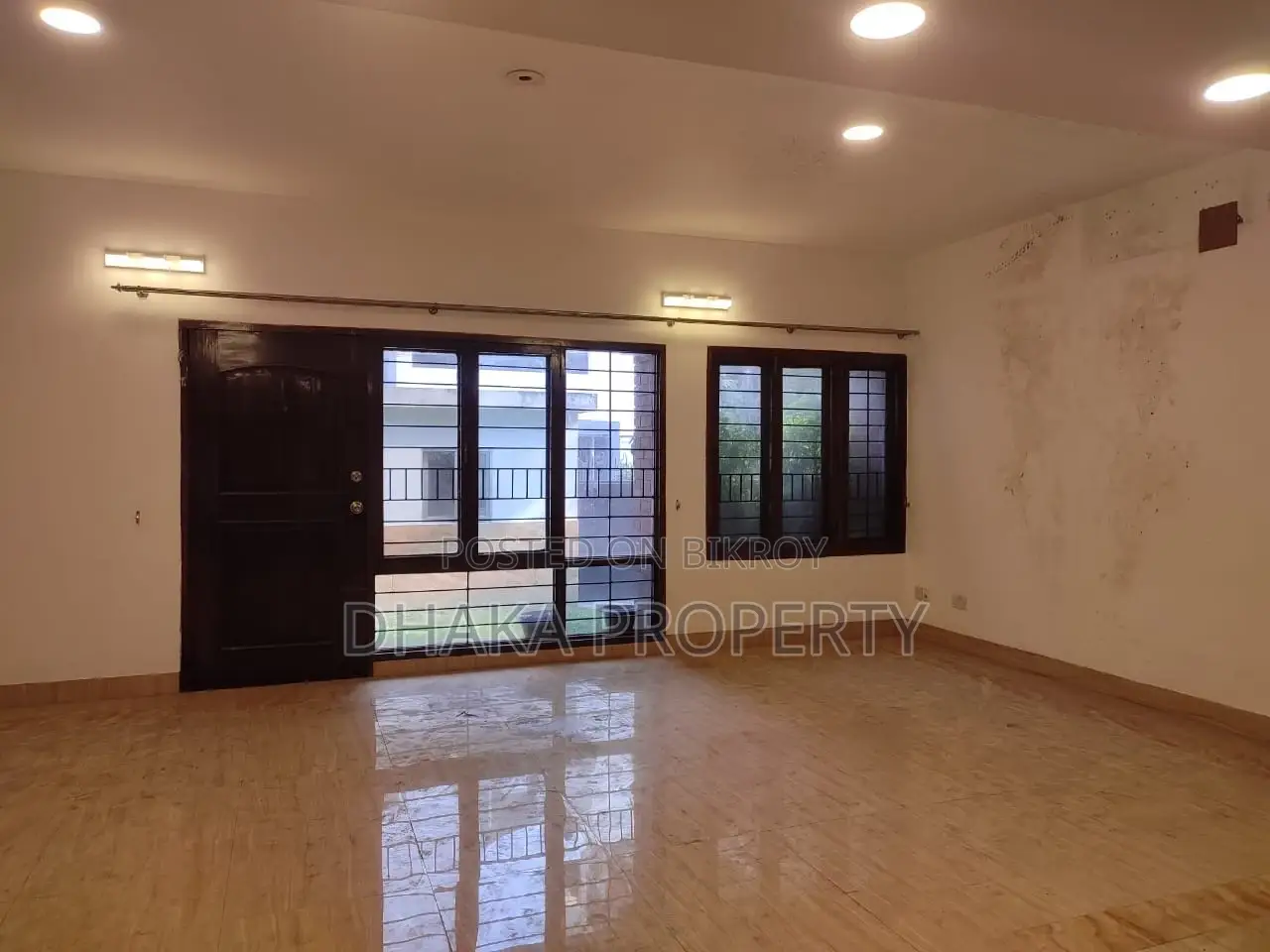 Independent House Rent for Embassy Foreign Office Baridhara Diplomatic Zone in Baridhara