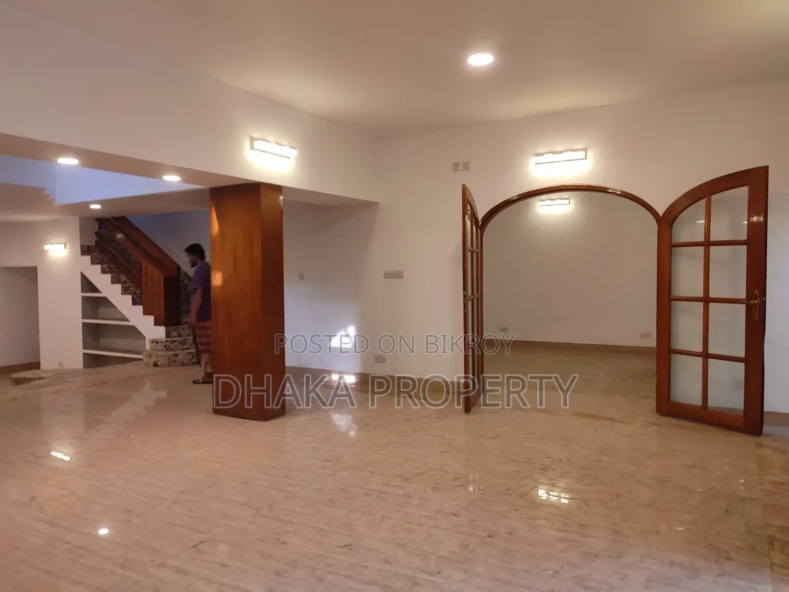 Independent House Rent for Embassy Foreign Office Baridhara Diplomatic Zone in Baridhara