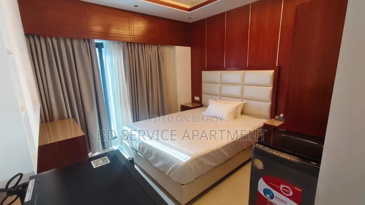 LAKE WOOD FULL FURNISHED APARTMENTS RENT in Uttara