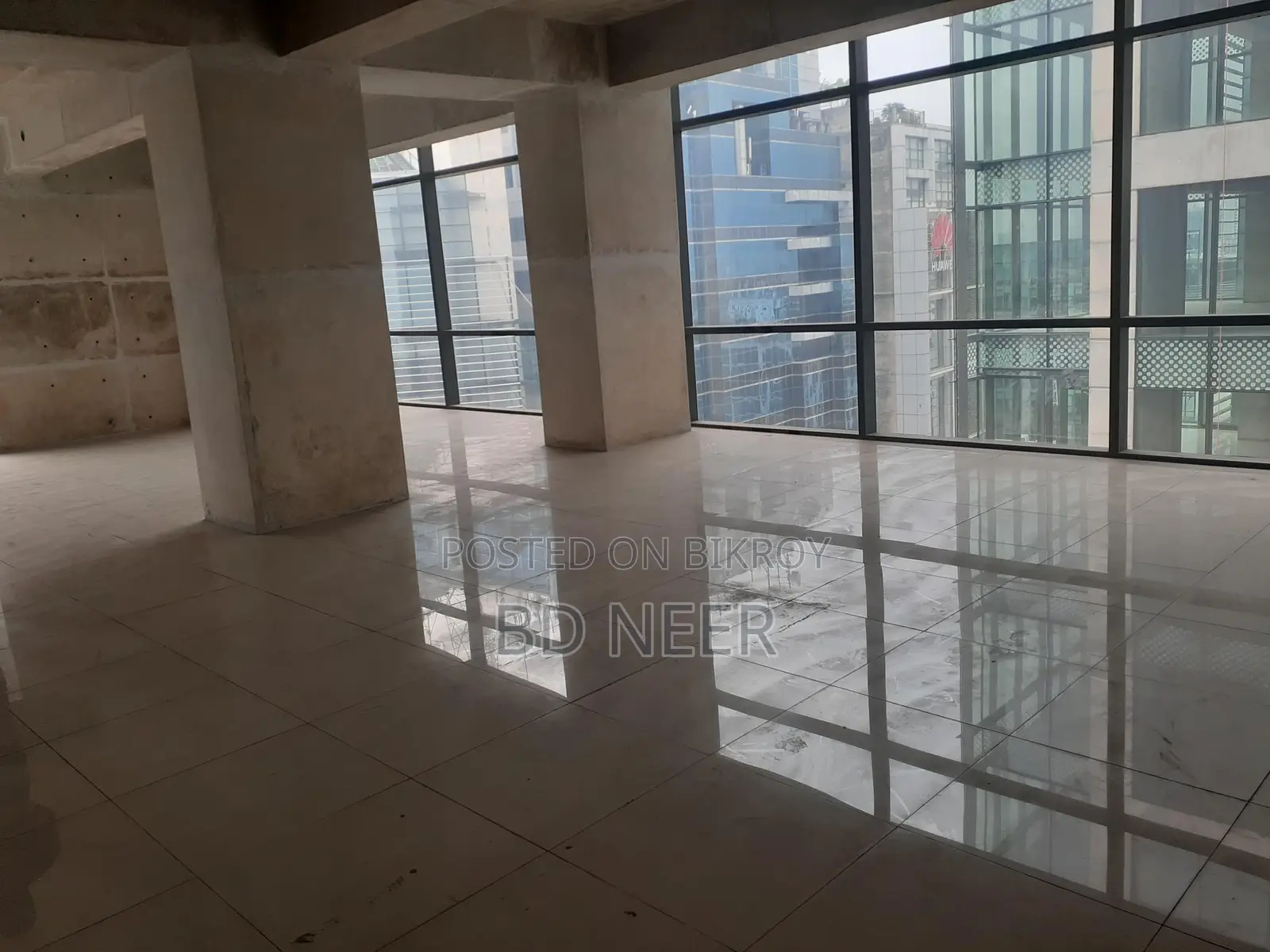 Fully Commercial 3800 Sq Ft Open Space Available for Rent in Gulshan-2 in Gulshan