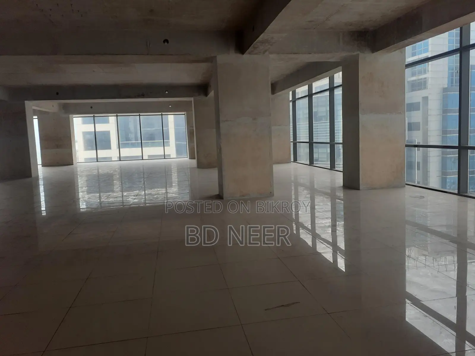 Fully Commercial 3800 Sq Ft Open Space Available for Rent in Gulshan-2 in Gulshan