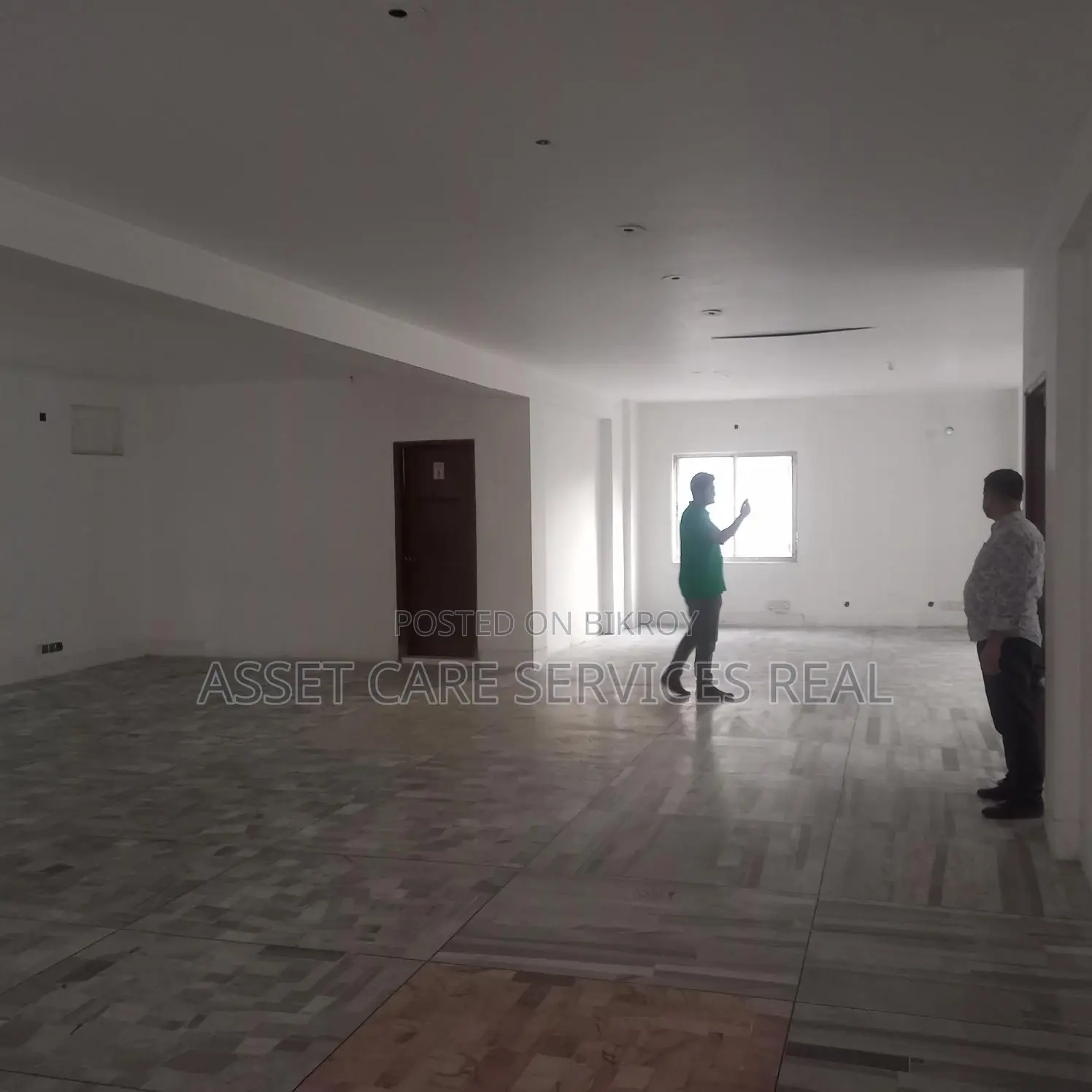 2200 Sqf Commercial Space for Rent @ Middle Badda in Badda