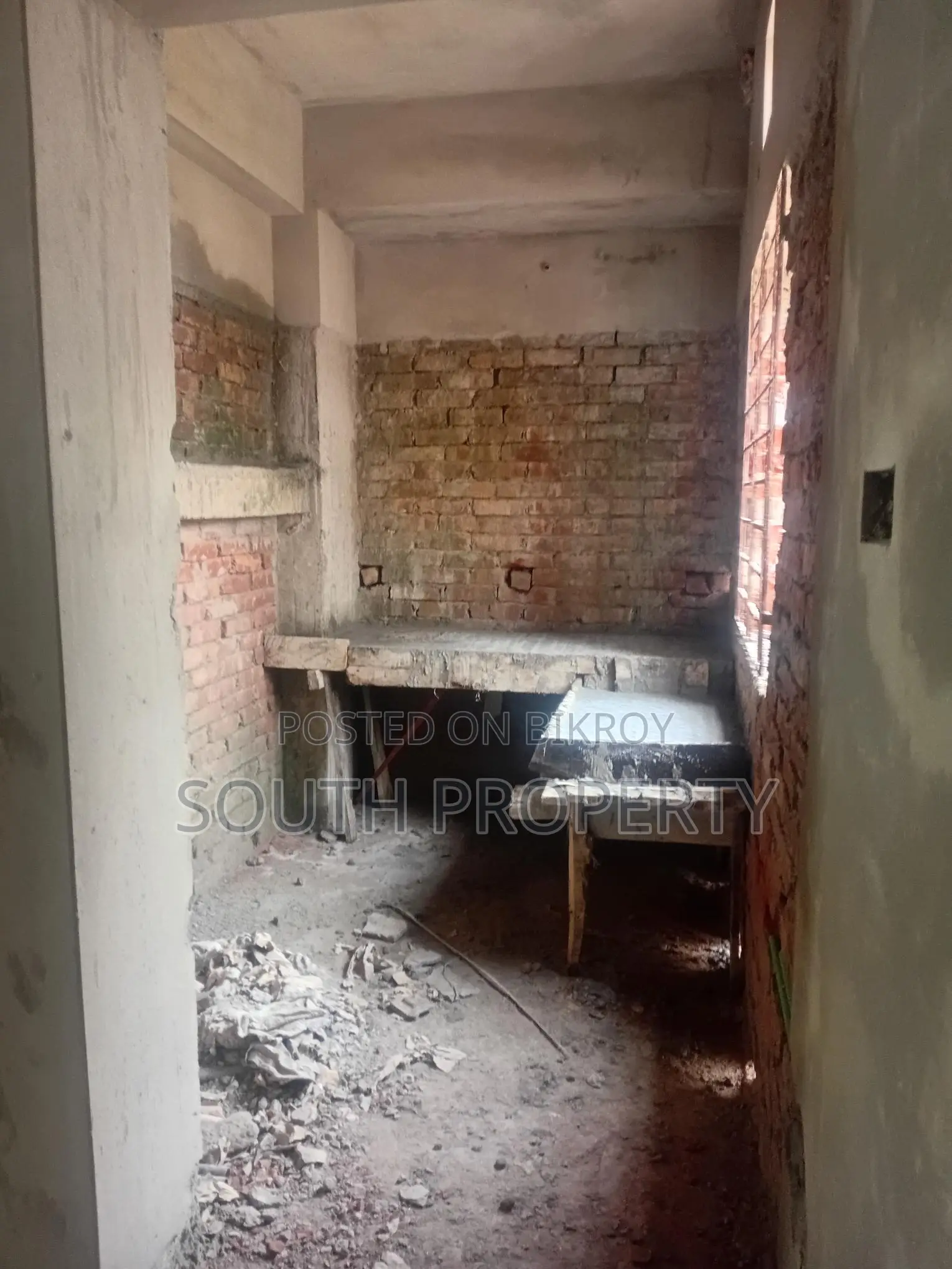 Ready 800 sq ft Flat for Sale at C Block, Khilgaon in Khilgaon
