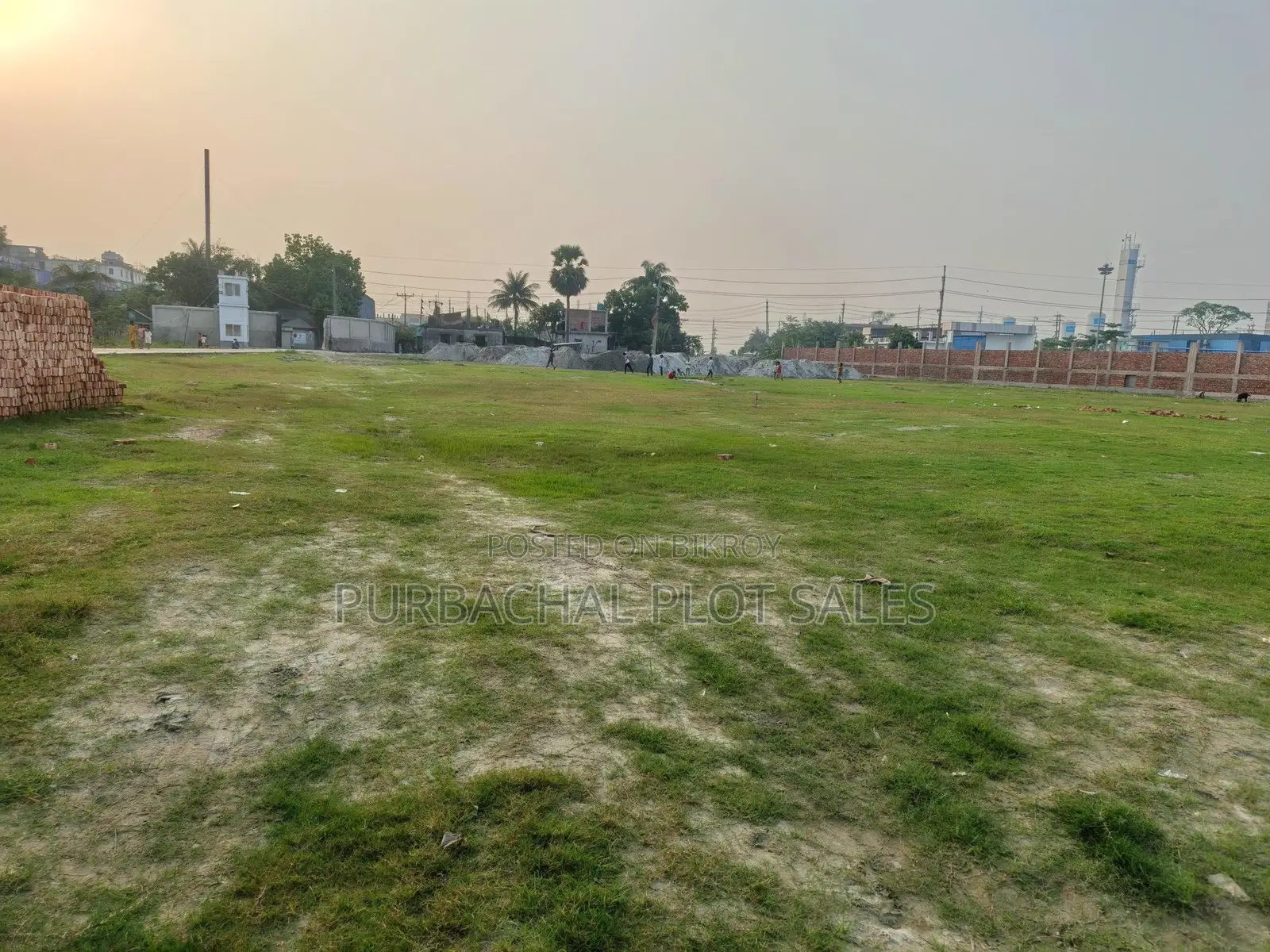 Buy a plot at an attractive price in Tulip Valley. in Narayanganj