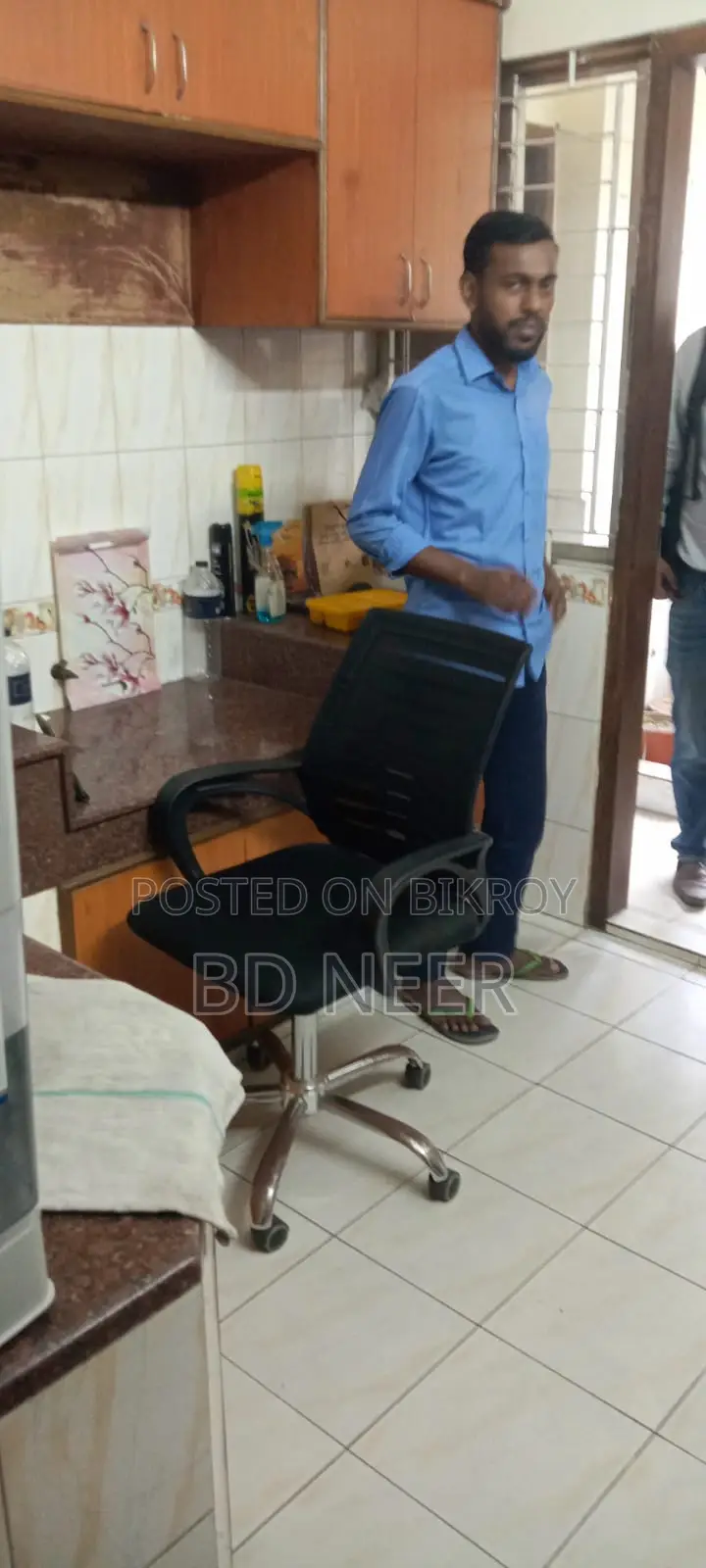 Unfurnished 2300 Sq Ft Office Rent in Banani in Banani