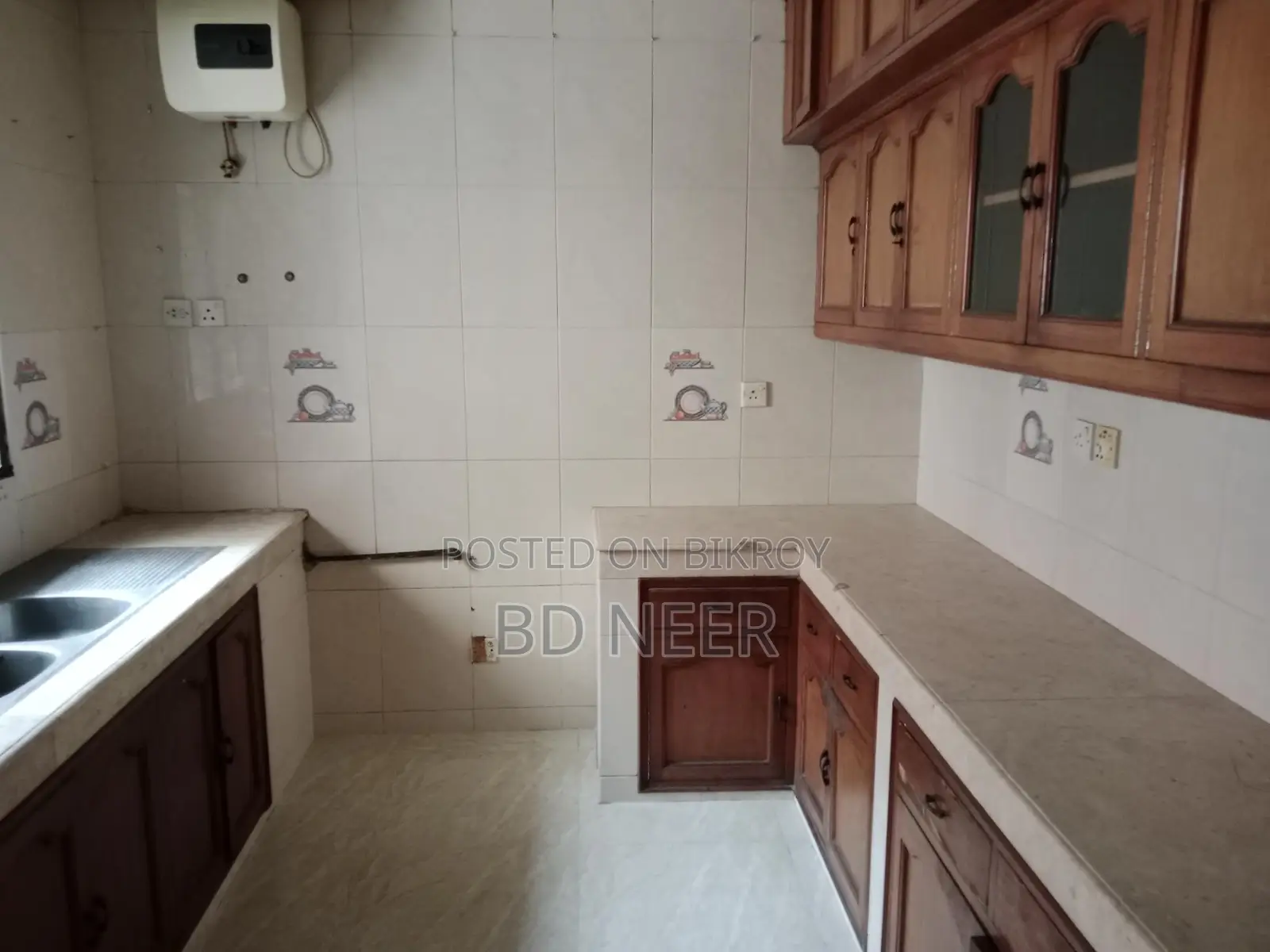 pretty looking 2400 sft 3 Bed room apt rent in banani South in Banani