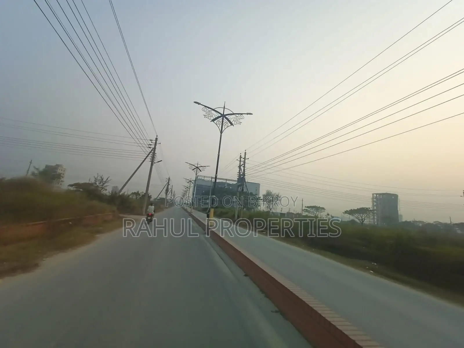 N Block- South Facing Land For Sale In Bashundhara R/A in Basundhara