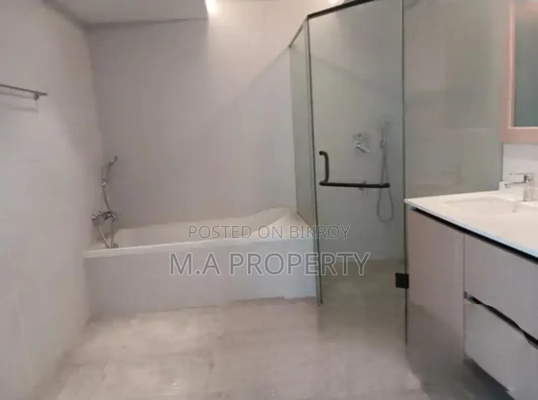Exclusive Semi-furnished 3 Bed Flat for Rent in Gulshan 2 with Gym and Pool in Gulshan