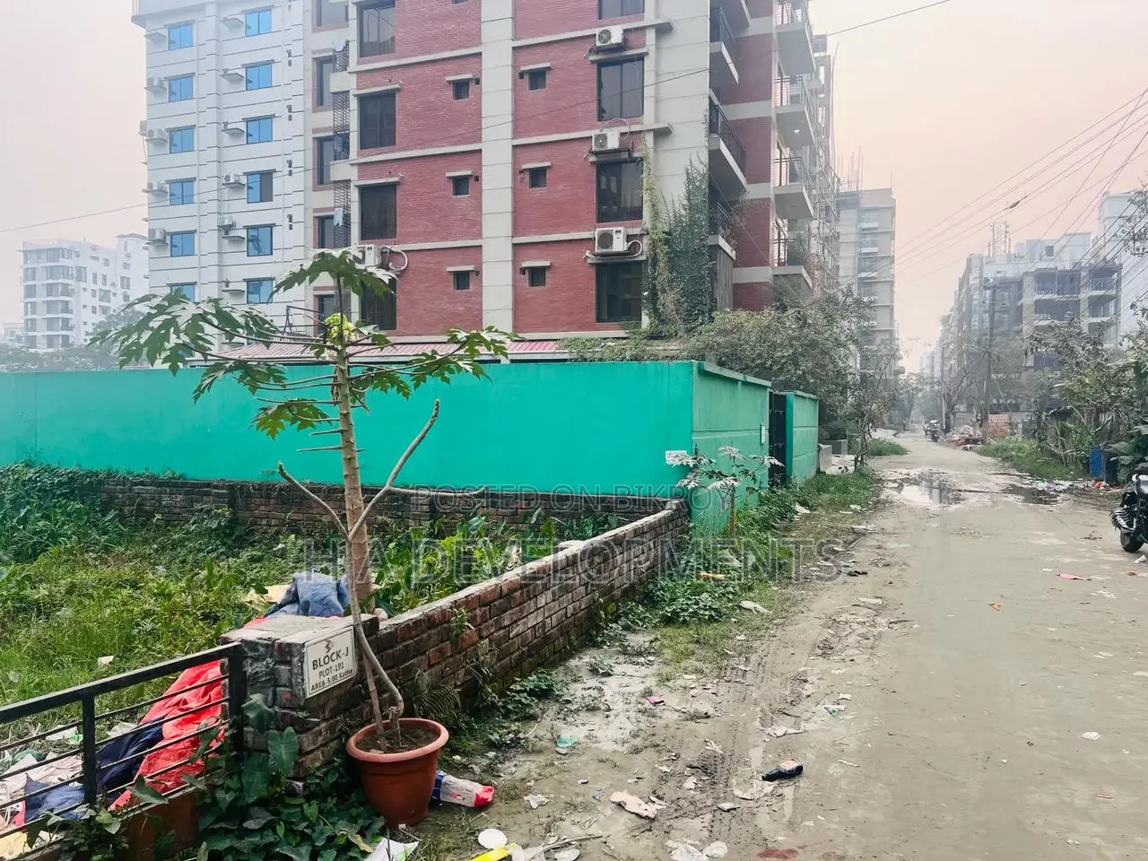 2-story house for sale on 3 katha land, south-facing, Bashundhara L Block in Basundhara