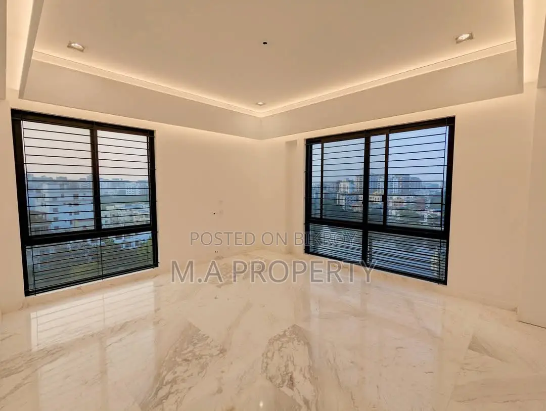 Semi Furnished Duplex Flat Rent Gulshan in Gulshan