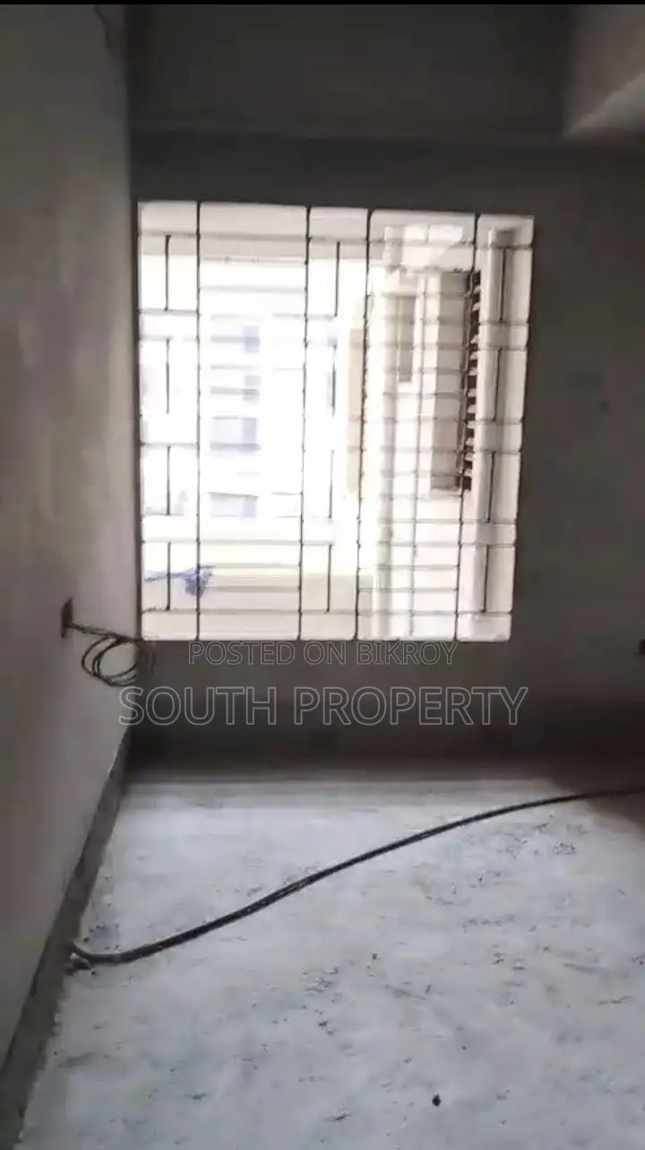 South side 1600 sft apartment sale at Bashundhara M block. in Basundhara