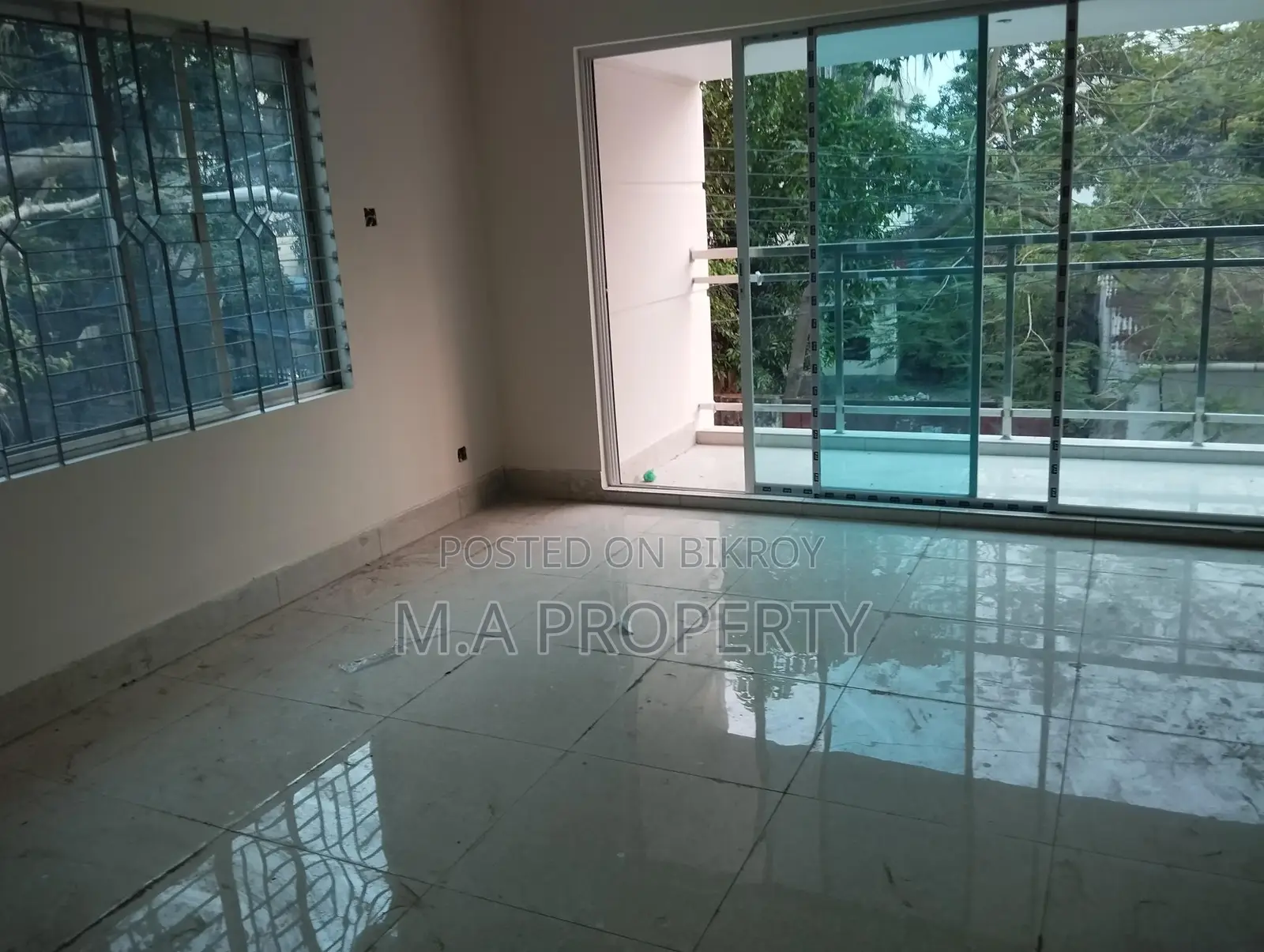 New Renovated 2650 Sft 4bed Office Apartment Rent Gulshan 2 in Gulshan