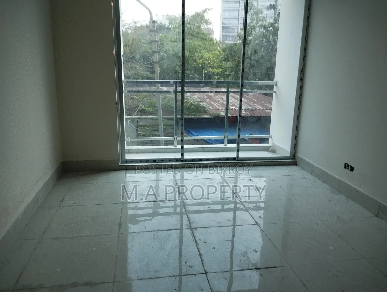 New Renovated 2650 Sft 4bed Office Apartment Rent Gulshan 2 in Gulshan
