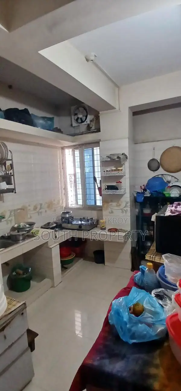 Ready used 1250 sft flat sale at Khilgaon A block in Khilgaon