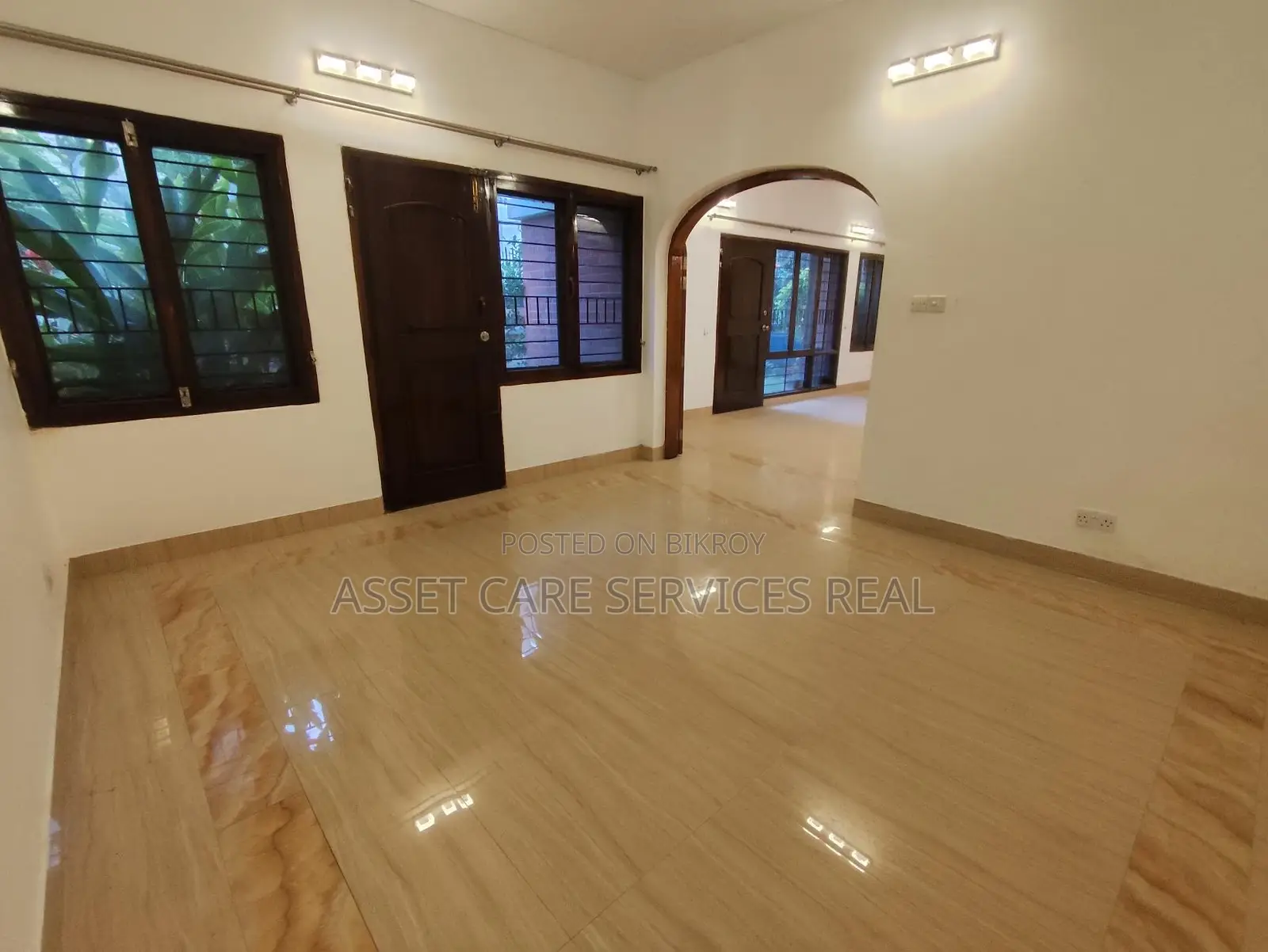 Luxurious Independent House Rent Baridhara Diplomatic Zone in Baridhara