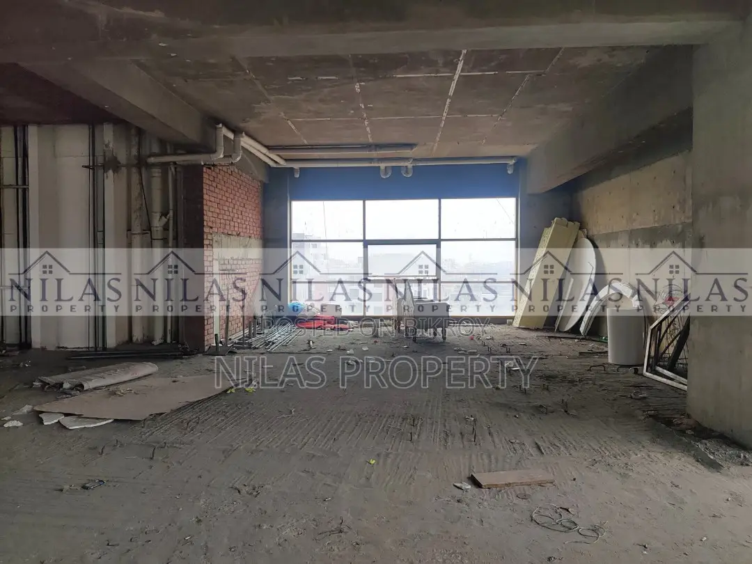 Office/Clinic/Café 4200 Sft Commercial Space for Rent in Dhanmondi