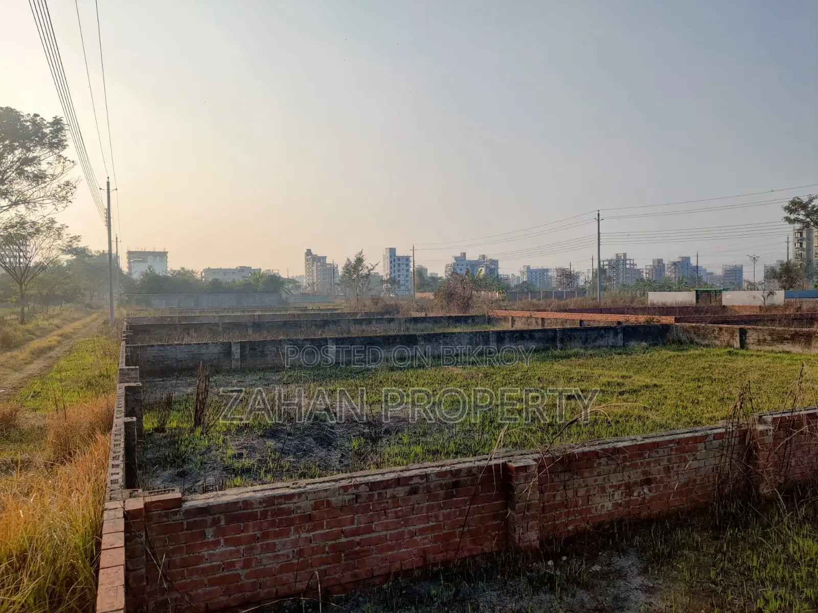 N Block 6 katha plot for sale in Basundhara