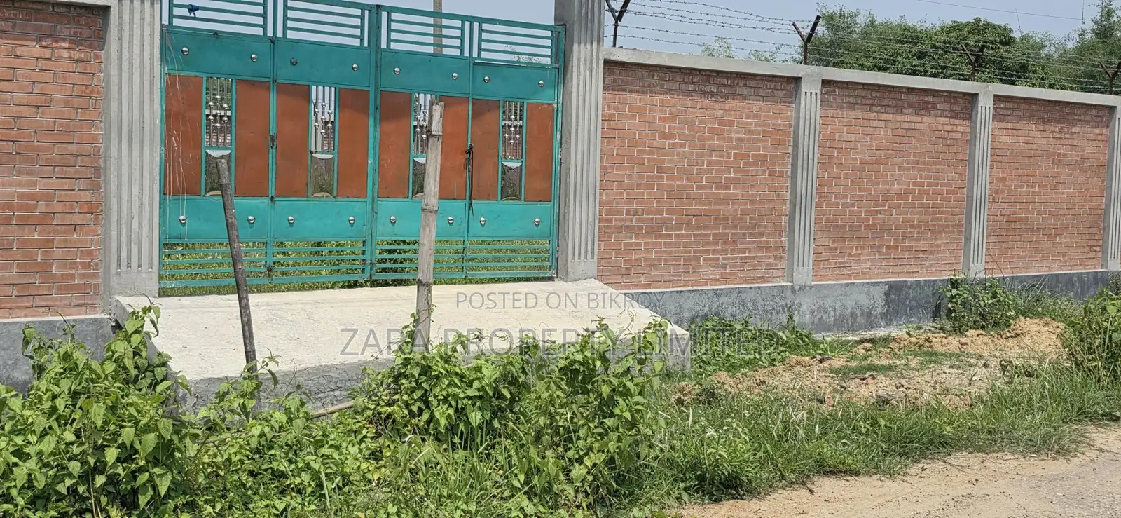 3 Katha plot in Sector 23 facing south at a bargain price. in Purbachal