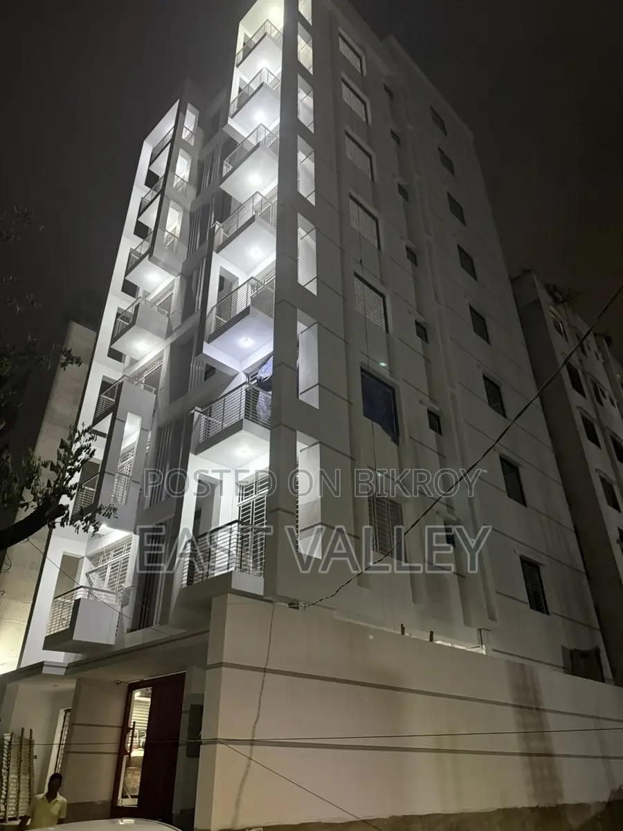 SALE I Block 1500 sqft flat in Basundhara