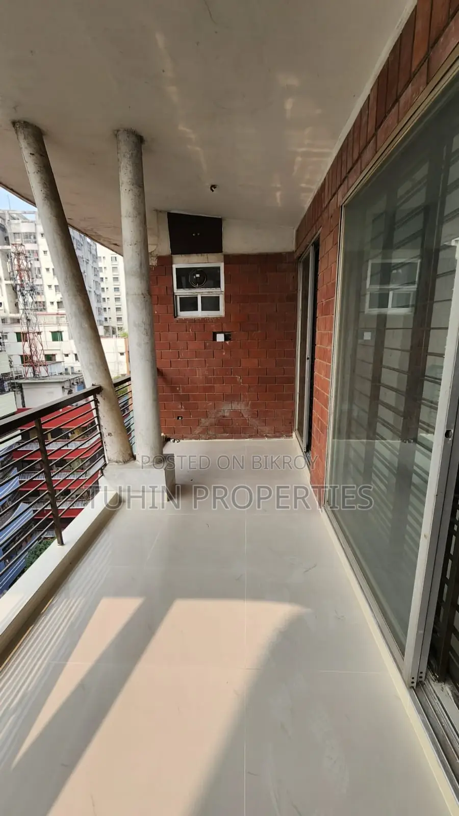 Used Ready 1250 Sft South Facing 7th Floor Flat Sale at Mirpur-6 in Mirpur