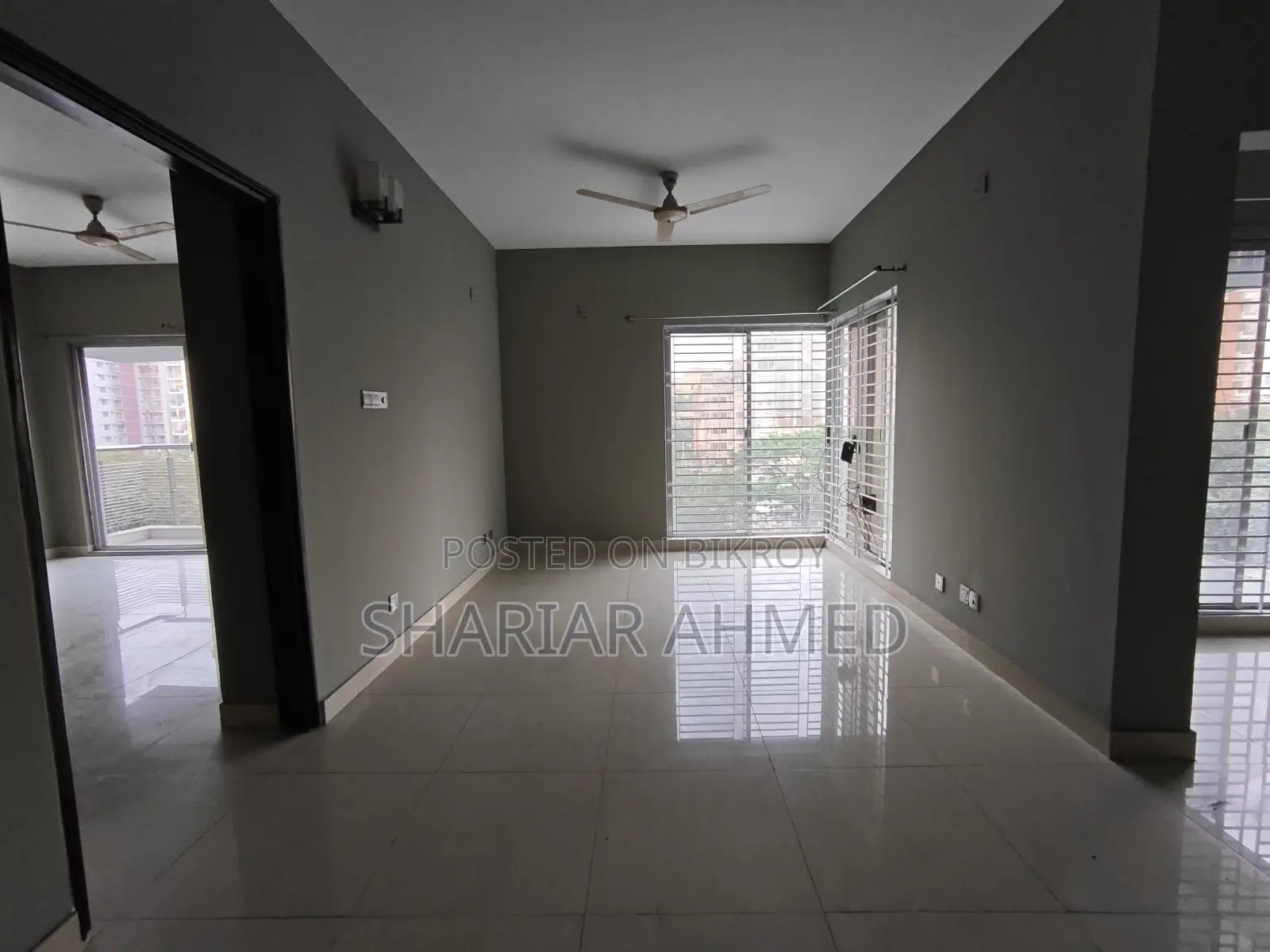 2400 Sqft 3 Bed Un-Furnished Apartment For Rent In Gulshan 2 in Gulshan