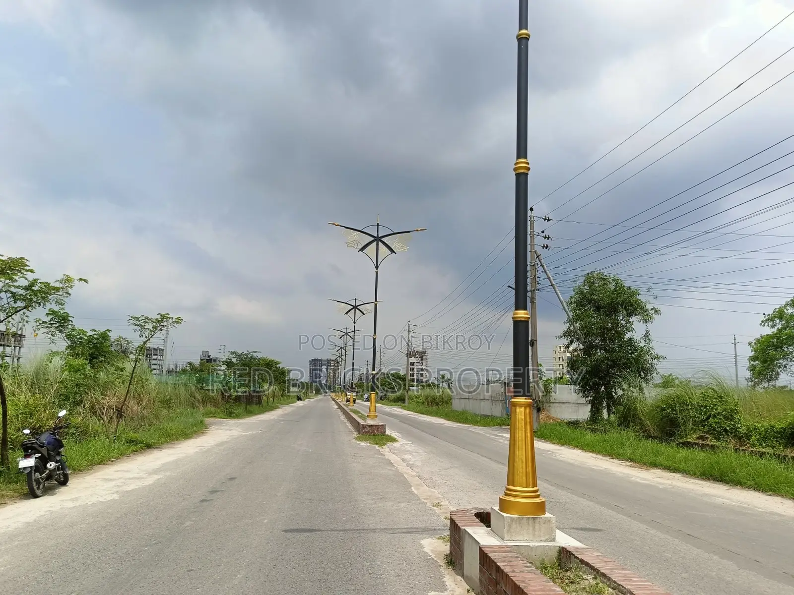 Prime 3 Katha South Face Land in N Block in Basundhara
