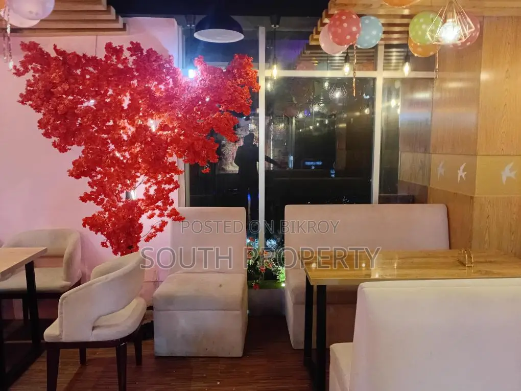 South side 1575 sft Running Restaurant sale in Khilgaon