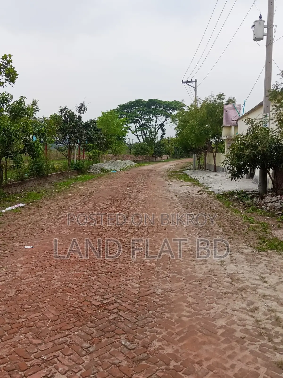 Ready-to-build Plot for Sale, North & South Facing, 16.37 Katha in Keraniganj