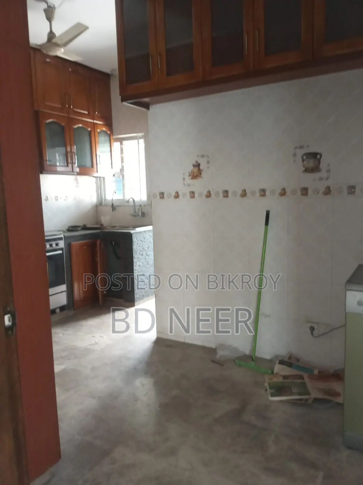 3200-Sq Ft Resident Building for Office Rent in Gulshan-1 in Gulshan