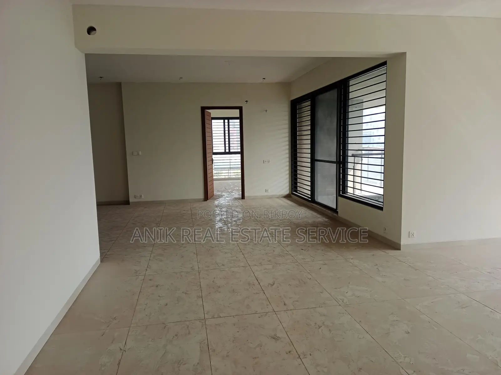 Good Quality 4500 Sft Un Farnised Flat Rent At Gulshan 2 in Gulshan
