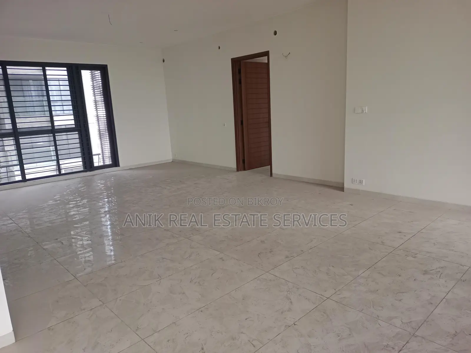 Good Quality 4500 Sft Un Farnised Flat Rent At Gulshan 2 in Gulshan