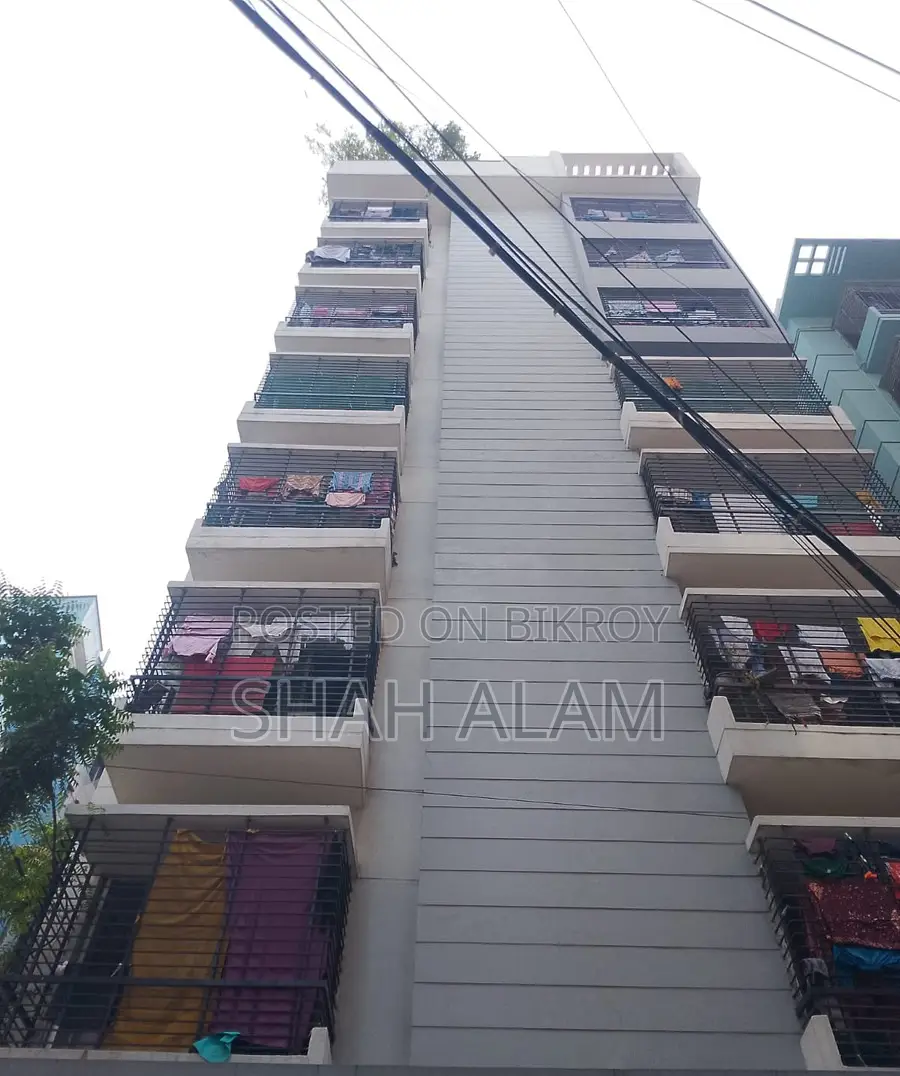 3 Bedroom House in Banasree for sale in Banasree