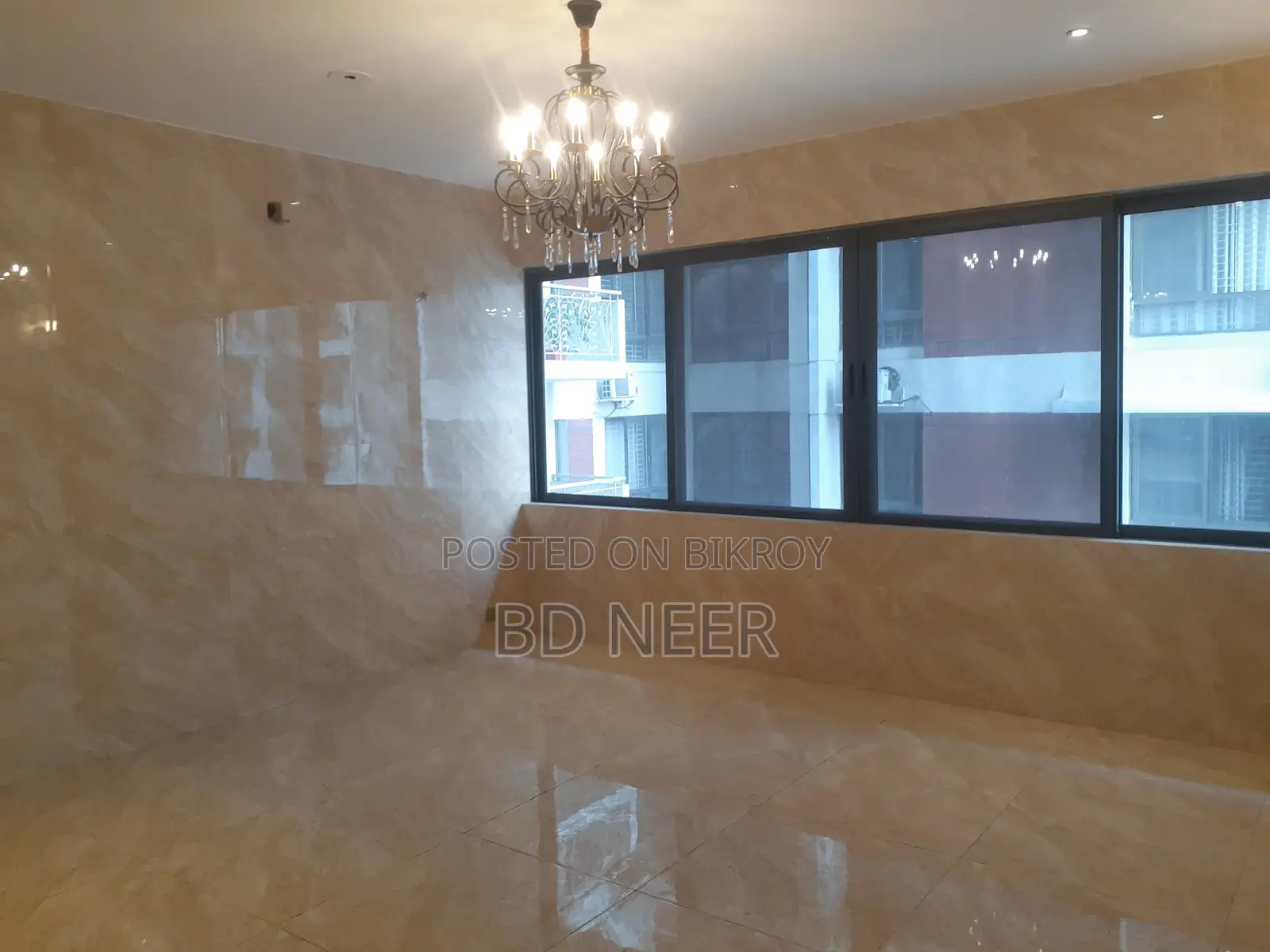 Resident Buildings 3000 Sq Ft Office Space Rent in Gulshan-1 in Gulshan