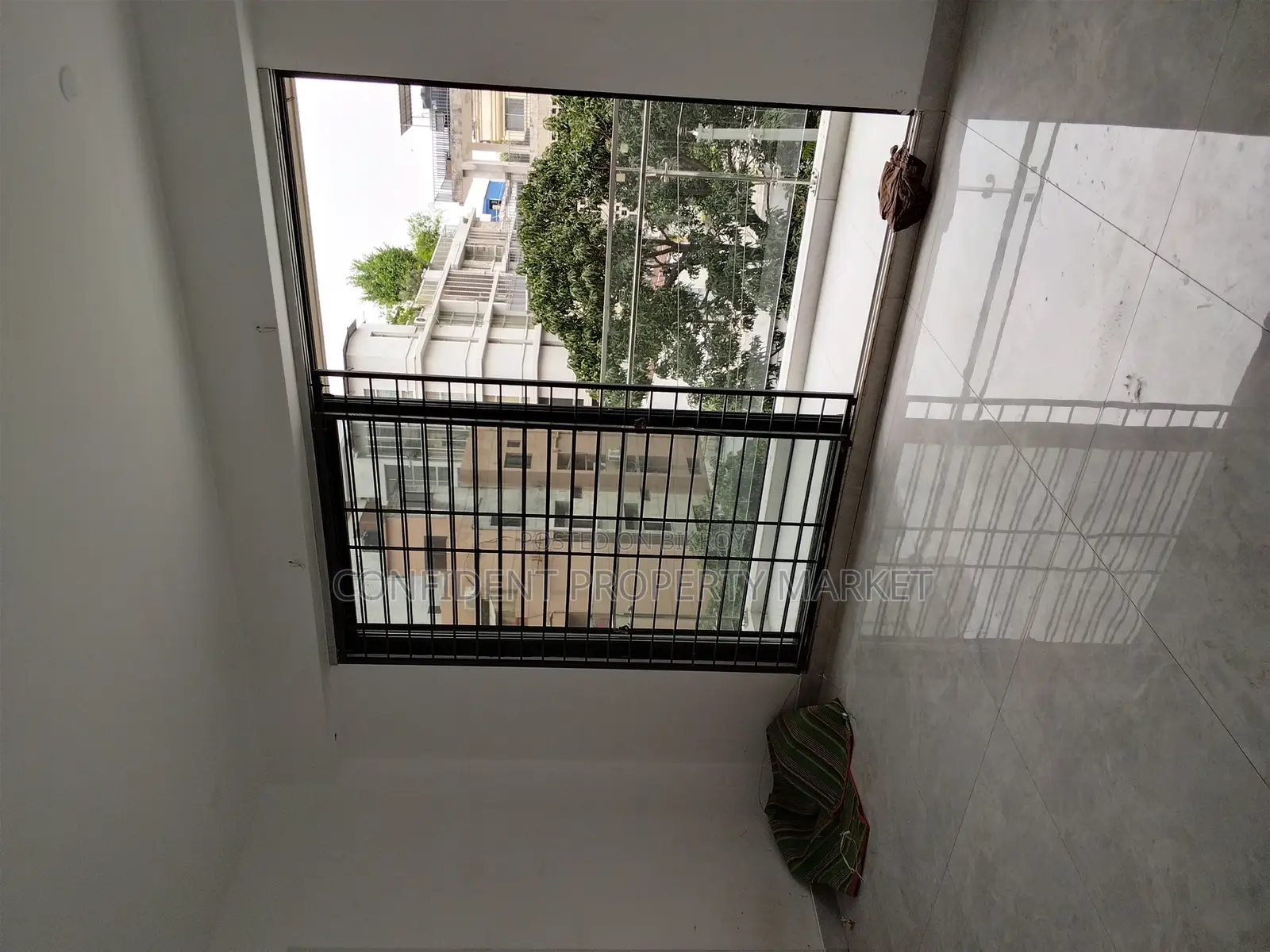 Semi-Furnished Apartment For Rent in Baridhara