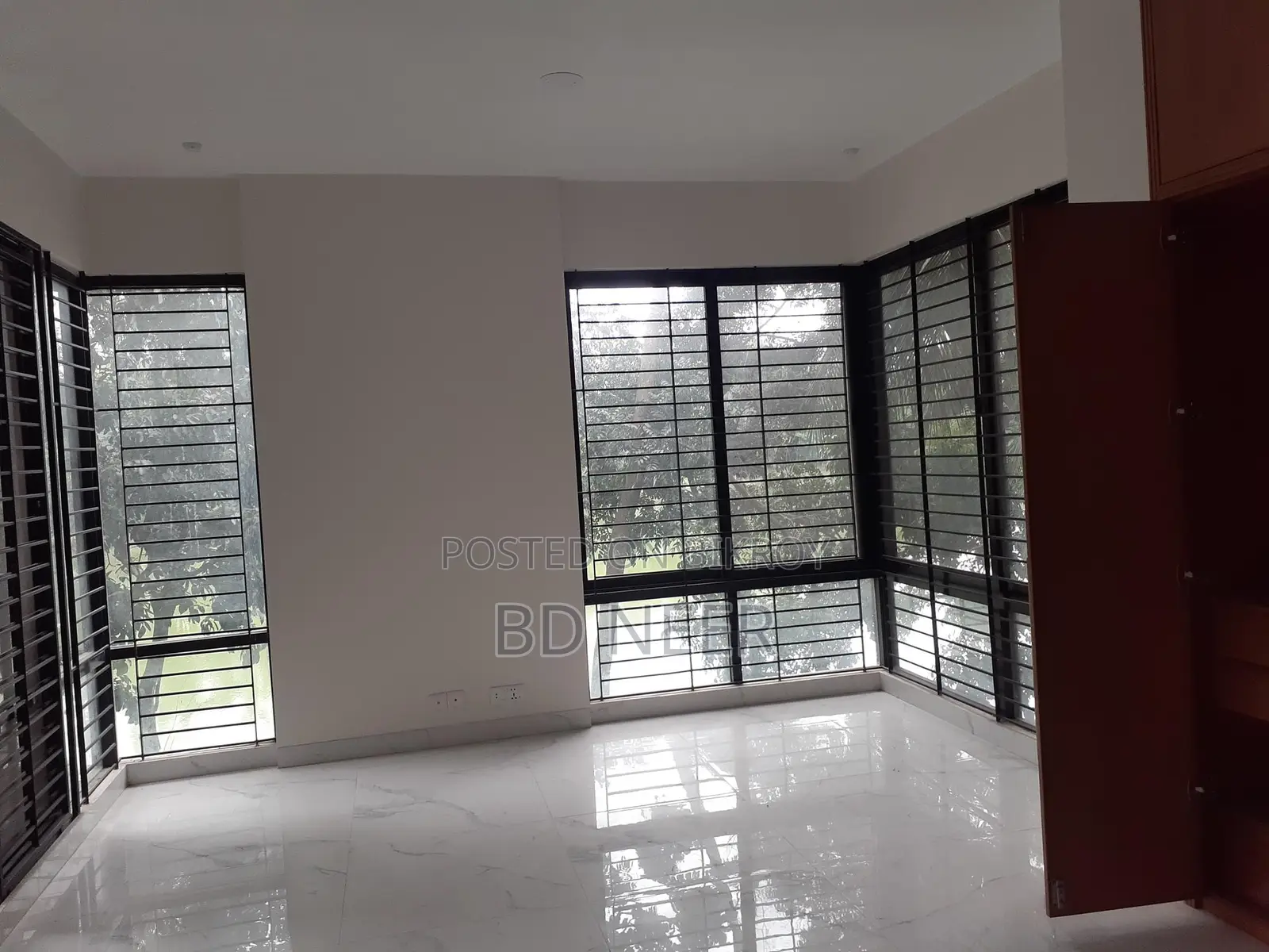 Gym Swimming Lake View 4500 SqFt 4 Bedroom Flat Rent in Gulshan-2 North in Gulshan