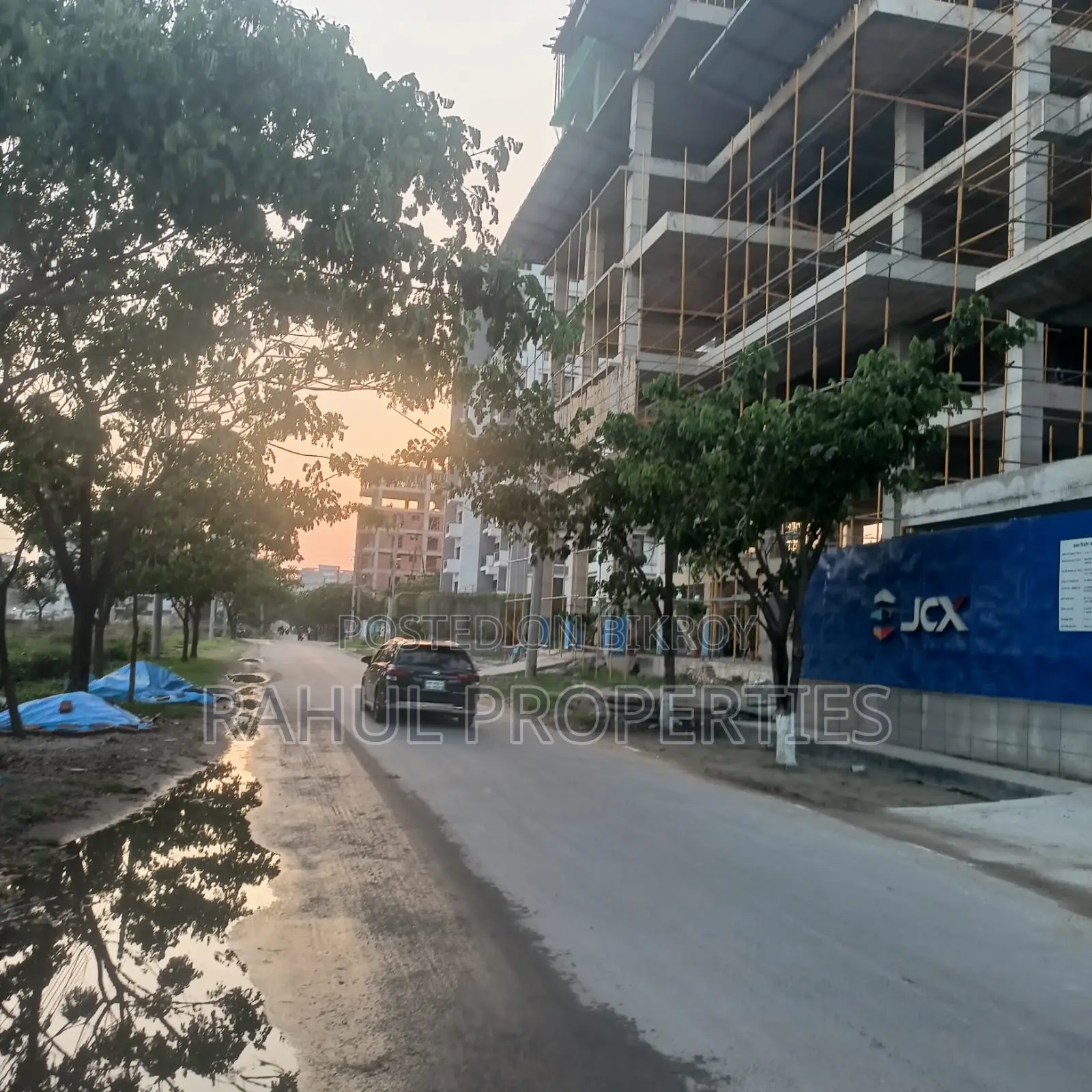 “60 Feet” Road ] Block -M [ 4 Katha BASHUNDHARA in Basundhara