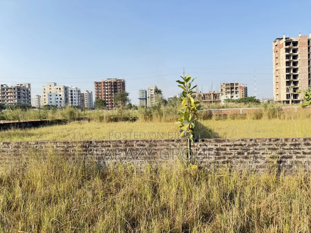M-Block 3 Katha Prime Location Near 300ft Road in Basundhara