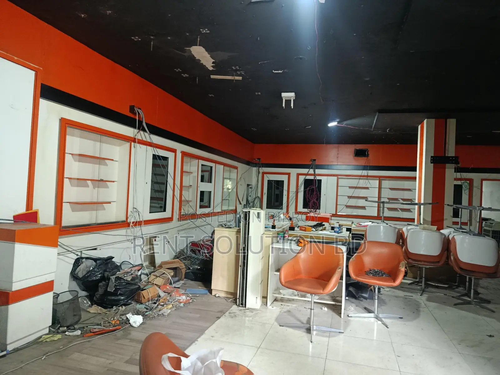 Ground Floor Restaurant / Showroom Space Rent At Gulshan 2 in Gulshan