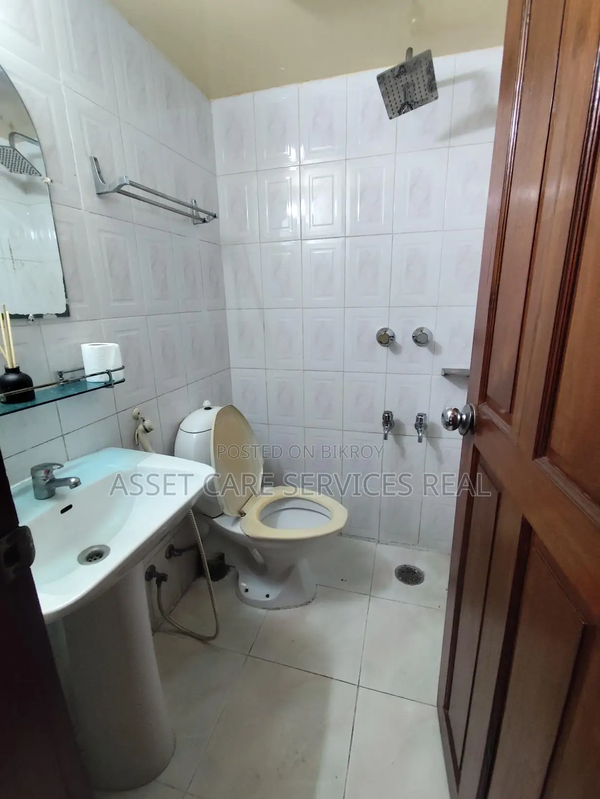 3Bed Fully-Furnished Apartment Rent Baridhara Diplomatic Zone in Baridhara