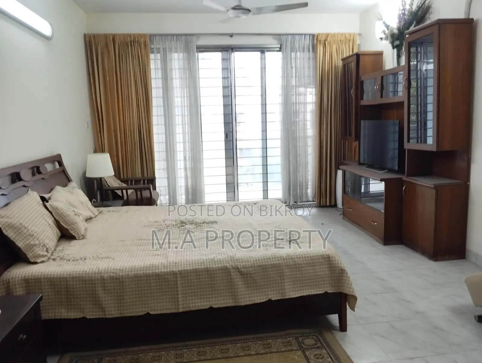 EXCELLENT 4 BED FURNISHED FLAT RENT IN GULSHAN NORTH in Gulshan