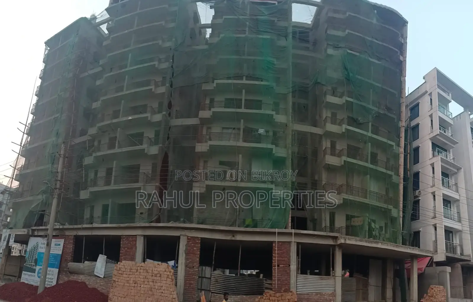 New-Flat For Sale In 1377 Sft - Bashundhara R/A in Basundhara