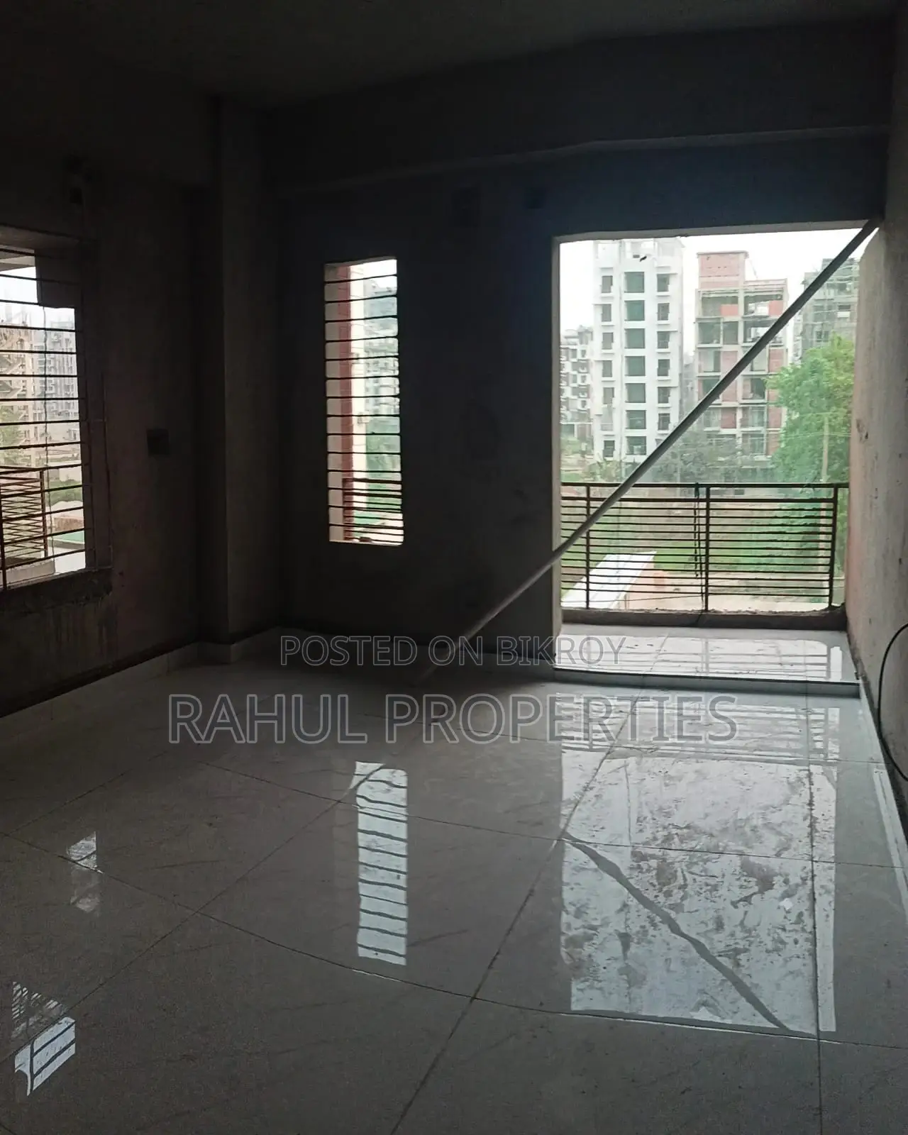 New-Flat For Sale In 1377 Sft - Bashundhara R/A in Basundhara