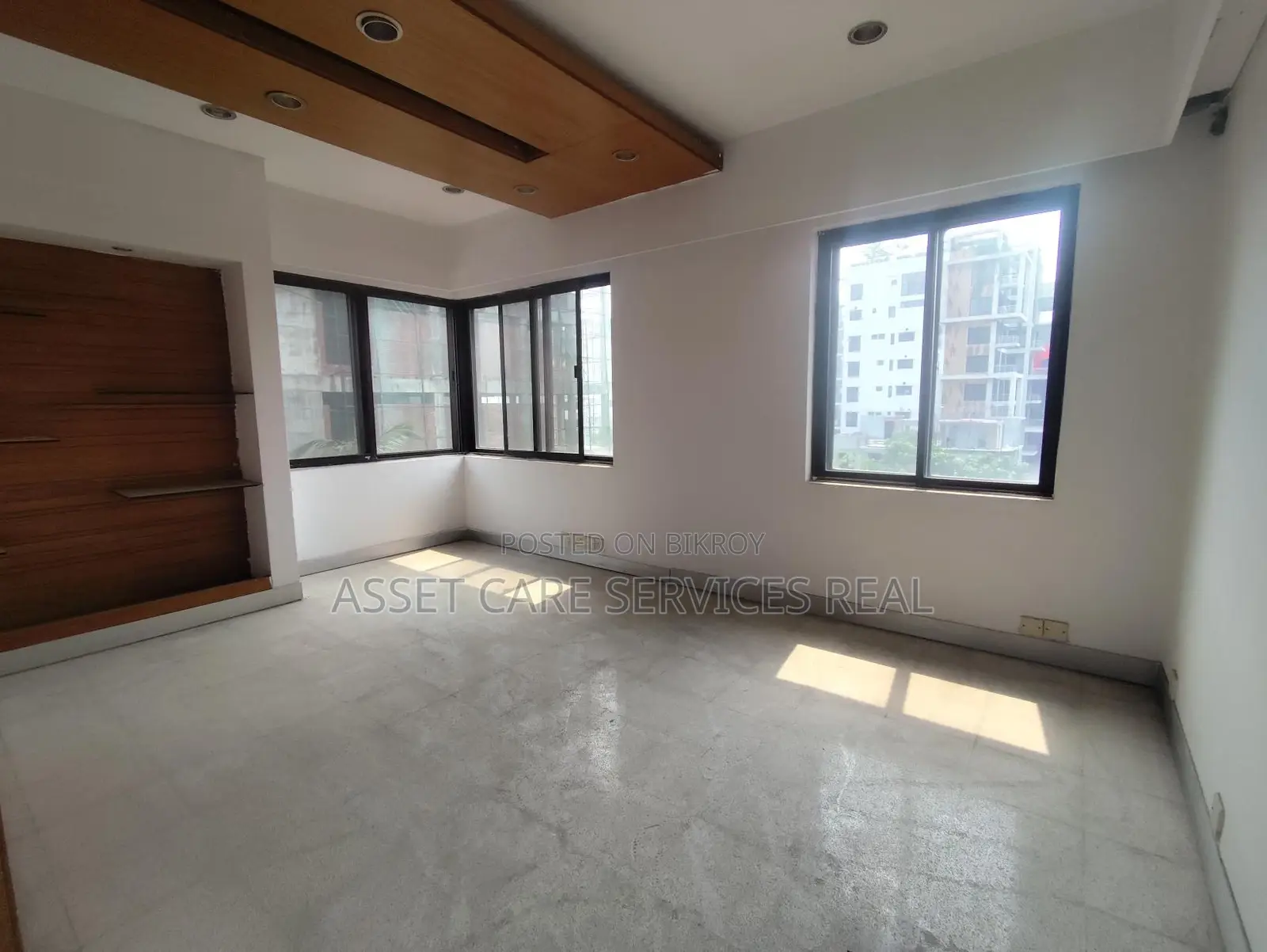 2100-Sqft Office Space for Rent in Baridhara Diplomatic Zone. in Baridhara