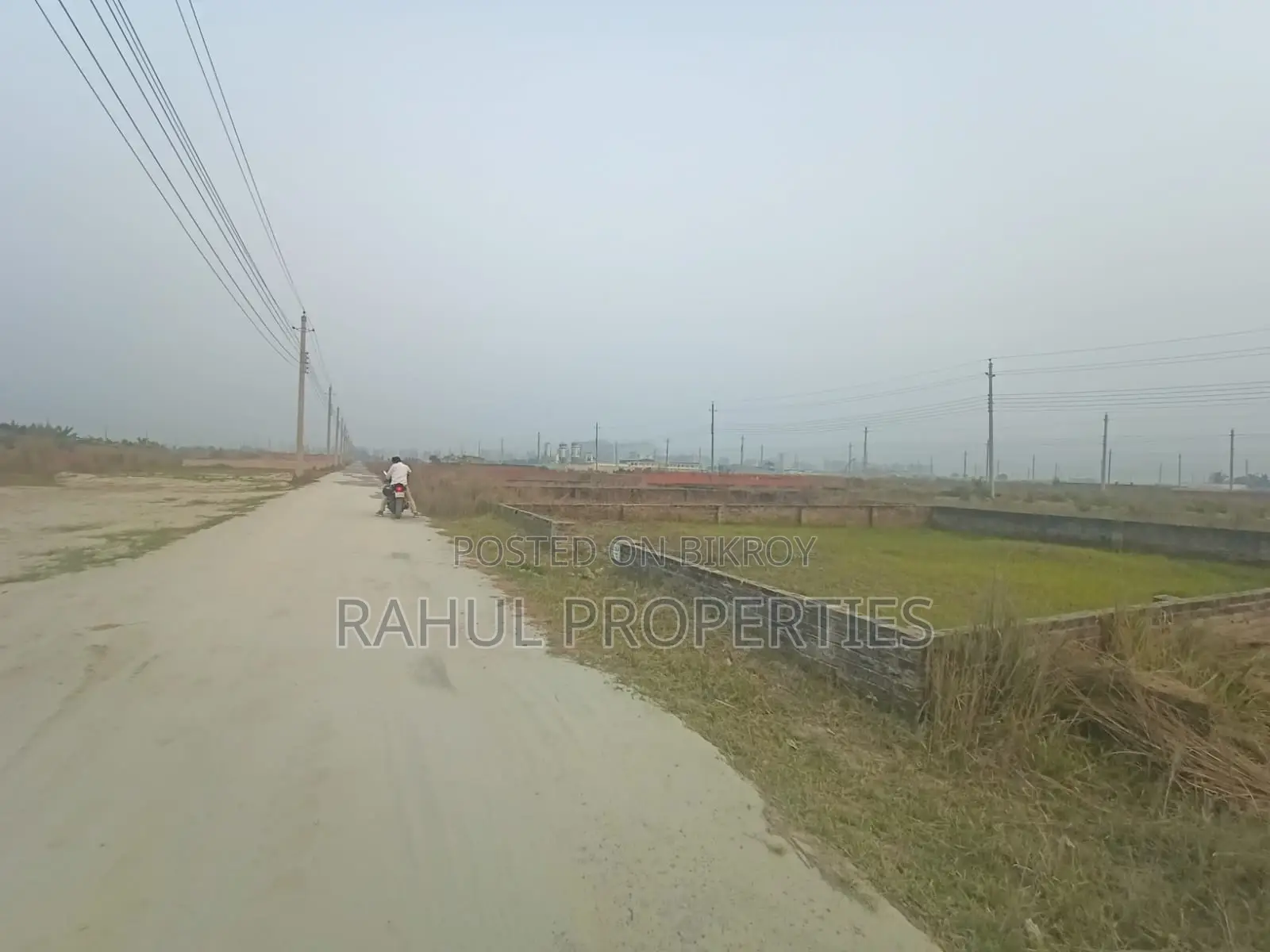 Corner Plot] Block -P-Ext [ 3+3=6 Katha BASHUNDHARA in Basundhara